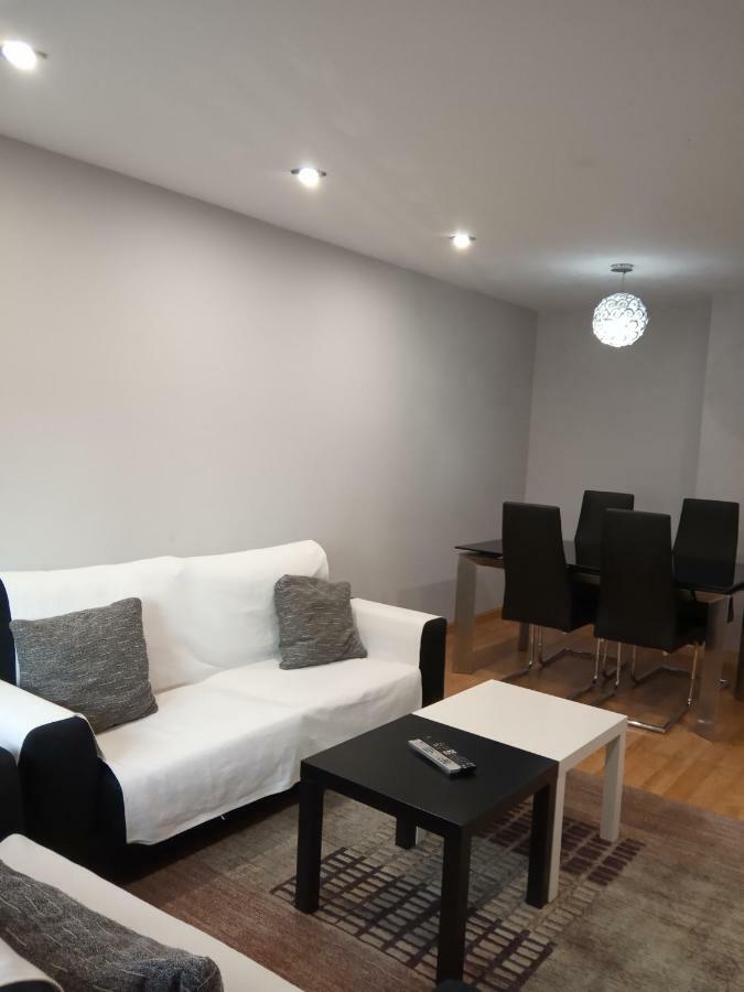 Apartamento Los Lirios Logrono Ngoại thất bức ảnh