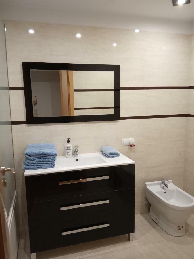 Apartamento Los Lirios Logrono Ngoại thất bức ảnh